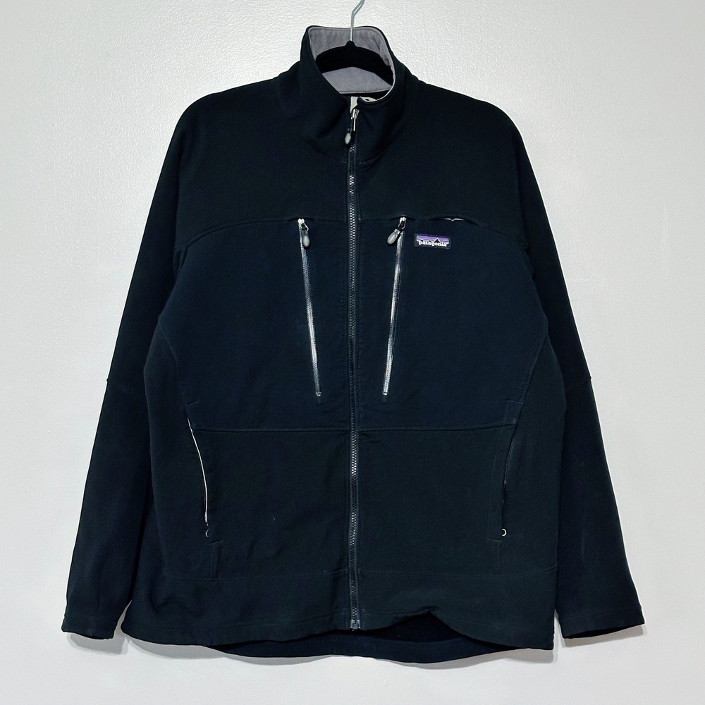 Patagonia® Men's Insulator Jacket Size Large‎ Black Shell